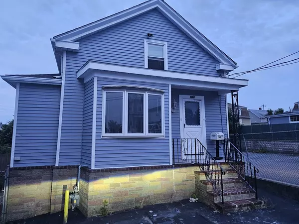 568 2nd St, Fall River, MA 02721