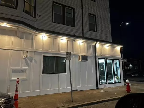 New Bedford, MA 02744,98 County St.