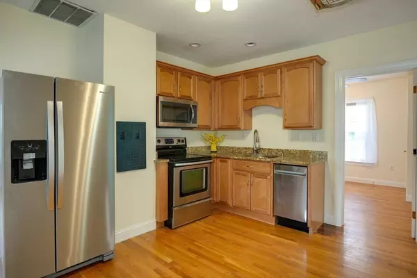 Marlborough, MA 01752,20 Fay Ct #B