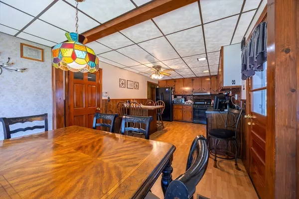 Chicopee, MA 01013,62 Charpentier Blvd