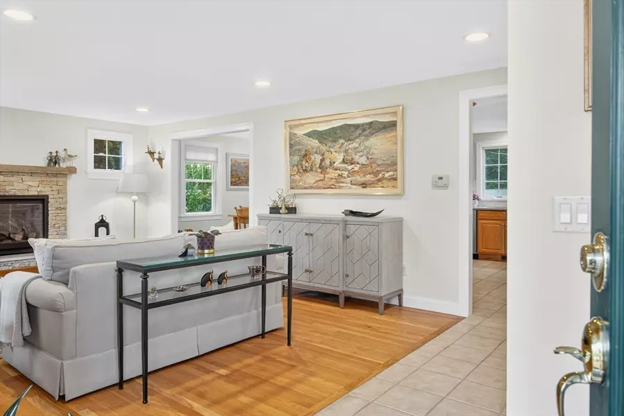 25 Mill Farm Way #25, Falmouth, MA 02536