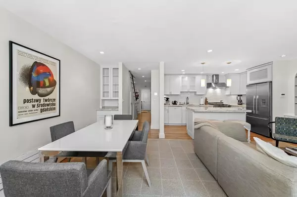 Boston, MA 02115,342 Marlborough St #1