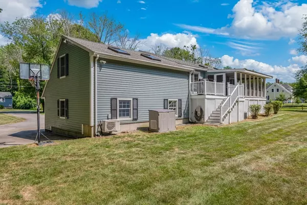 Pembroke, MA 02359,111 Plymouth Street