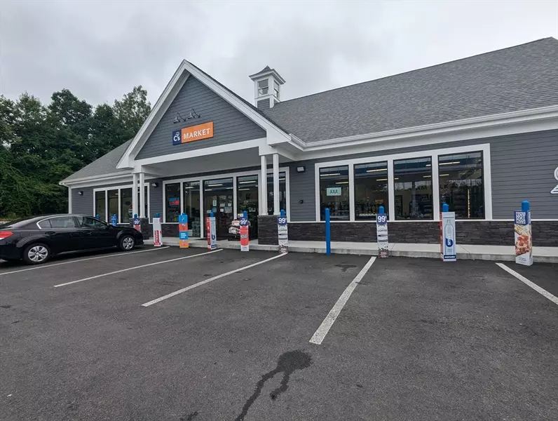 204 E Main St, Milford, MA 01757