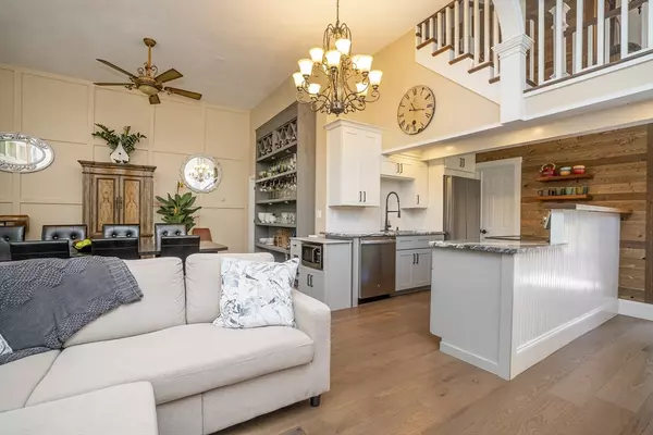 Amesbury, MA 01913,1 Carpenter St #1