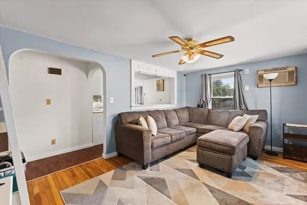 Whitman, MA 02382,21 Regal St