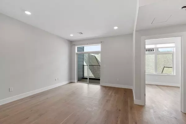 Somerville, MA 02143,124 Highland Ave #403