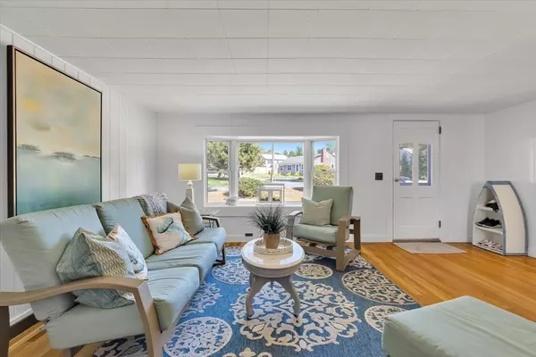 Barnstable, MA 02601,37 Fourth Ave