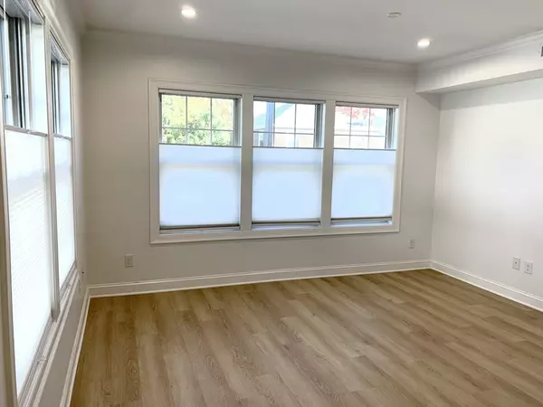 Boston, MA 02131,67-69 Cummins Hwy #101