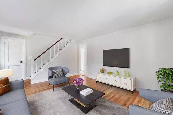 Acton, MA 01720,84 Central St