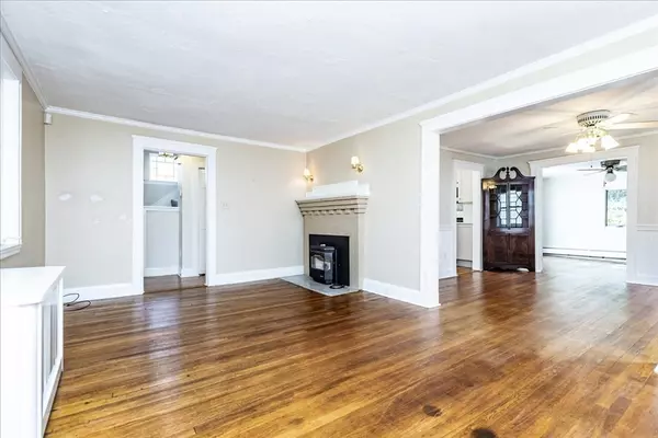 Medford, MA 02155,619 Fellsway W