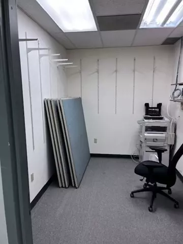 Canton, MA 02021,1017 Turnpike St #16