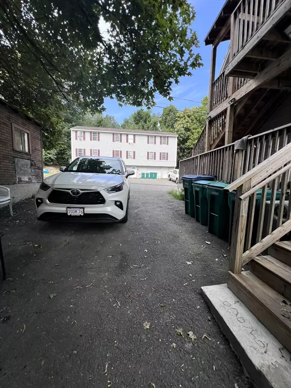 Fitchburg, MA 01420,196 Hazel St