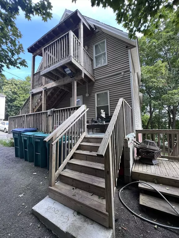 Fitchburg, MA 01420,196 Hazel St