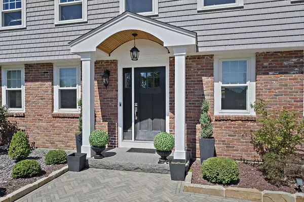 Canton, MA 02021,1 Breton Dr