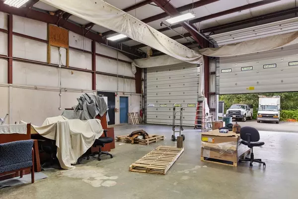 Middleton, MA 01949,26 Bixby Ave