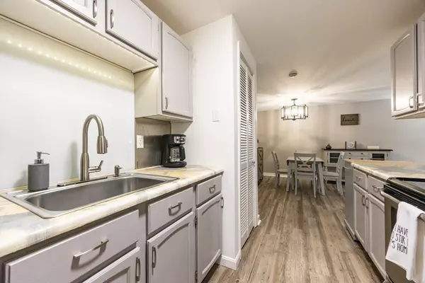 Northbridge, MA 01588,82 Heritage  Dr #82