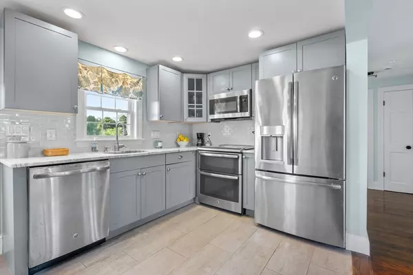 Nahant, MA 01908,60 Willow Road