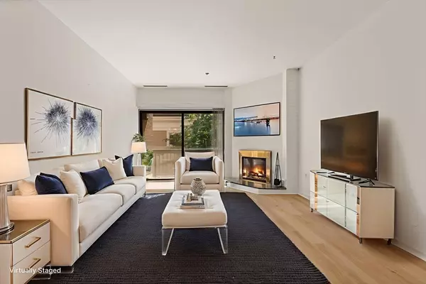 Brookline, MA 02446,1265 Beacon #404