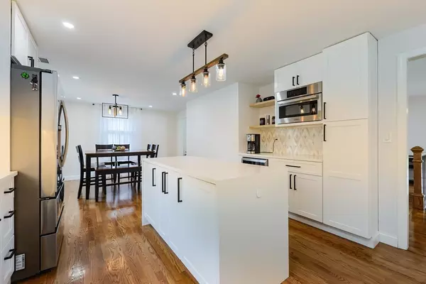 Saugus, MA 01906,10 Arrowhead Dr