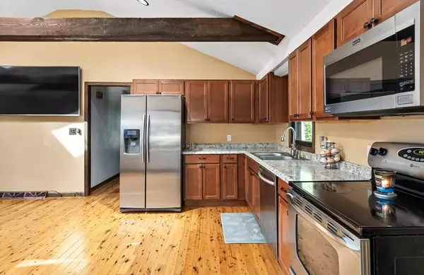 Belchertown, MA 01007,287 Federal St