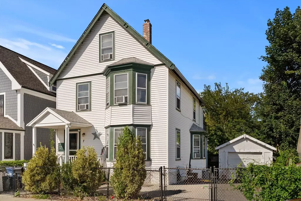 Boston, MA 02122,7 Bloomington St