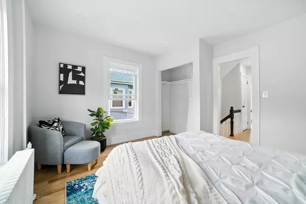 Milton, MA 02186,16 Blue Hill Ave