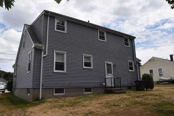 Swansea, MA 02777,73 Jette St