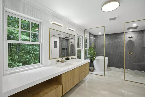 Dedham, MA 02026,25 Cottage Circle #25