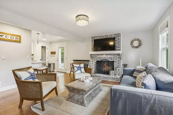 Falmouth, MA 02536,22 Mattapan St