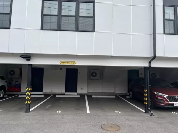 Mansfield, MA 02048,194 Rumford Avenue #2