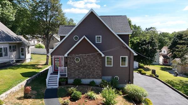 Auburn, MA 01501,8 Shirley St