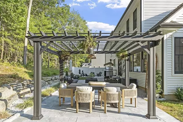 Grafton, MA 01519,18 Clearview Street