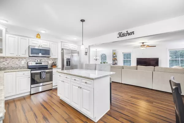 Orange, MA 01364,31 Prescott Ln