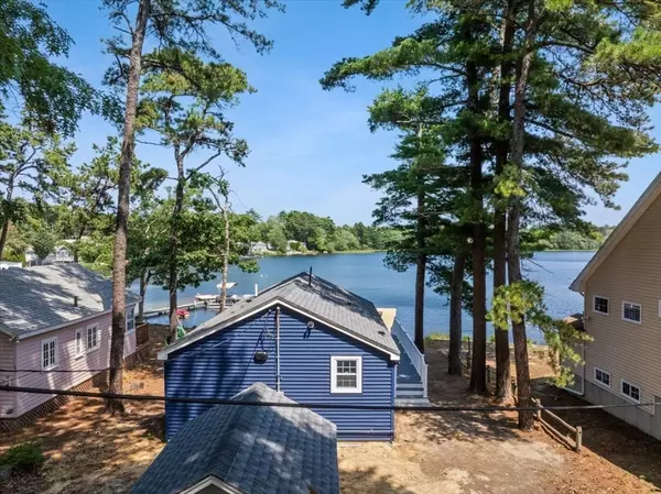Wareham, MA 02538,37 Pine Lake Dr