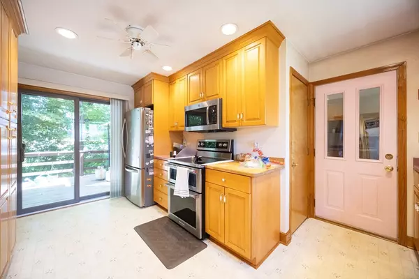 Marlborough, MA 01752,53 Hillcrest Road
