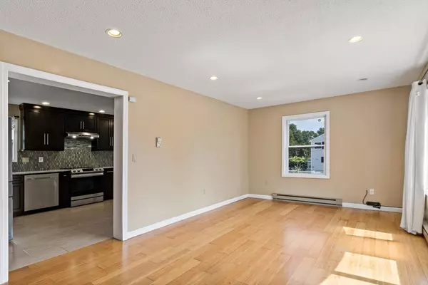 Worcester, MA 01602,45 Fourth St #Right