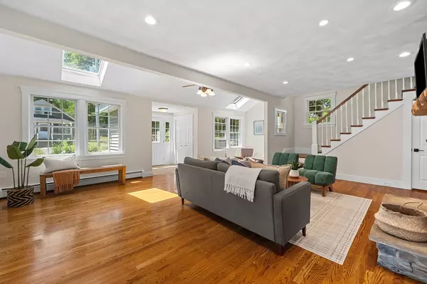 Billerica, MA 01821,10 Scroxton Dr