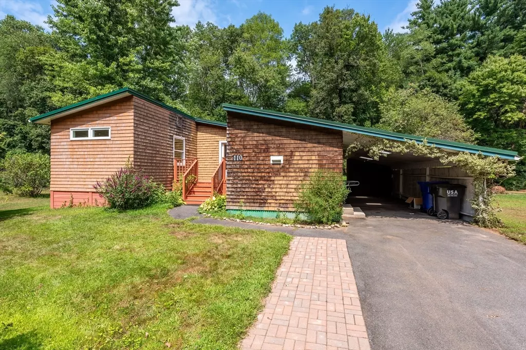 Amherst, MA 01002,110 Grantwood Dr