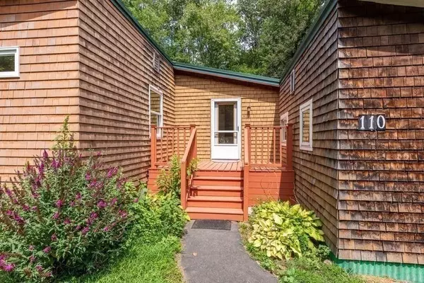 Amherst, MA 01002,110 Grantwood Dr