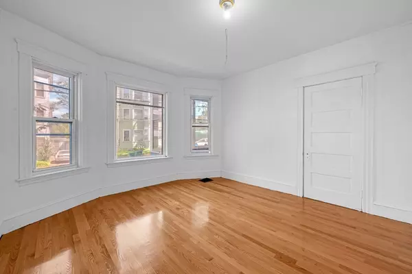 Fitchburg, MA 01420,216 Clarendon Street