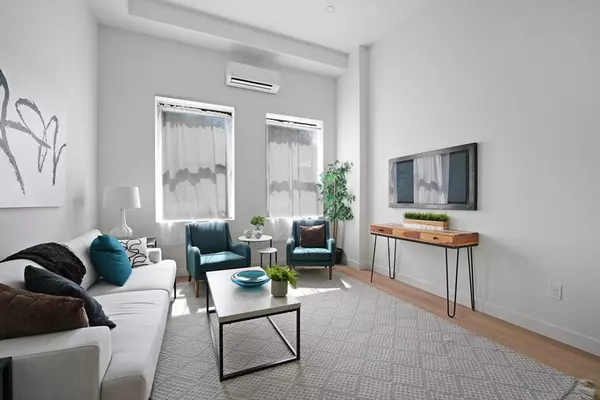 Fall River, MA 02721,403 Division Street #17