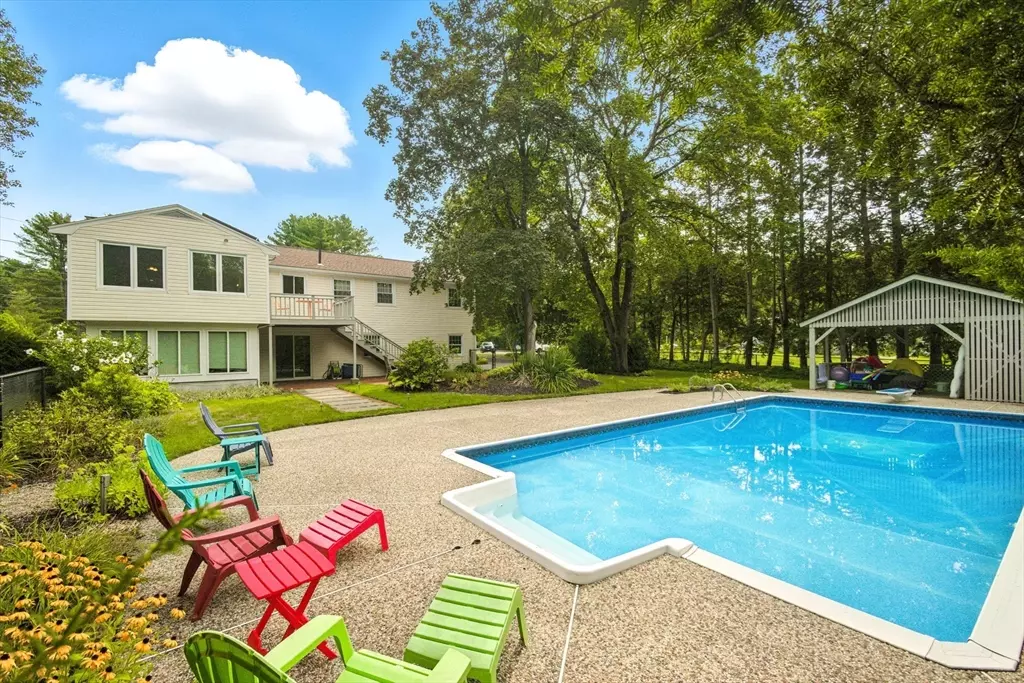 Acton, MA 01720,5 Brookside Circle
