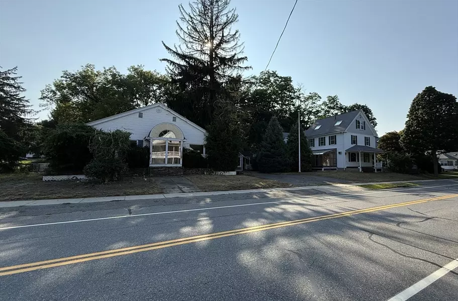 45-49 Central St, West Boylston, MA 01583