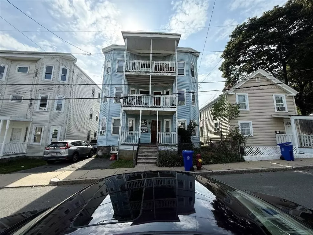 Malden, MA 02148,32 Clark St #3