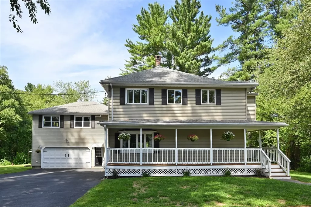 Tewksbury, MA 01876,20 Hemlock Rd