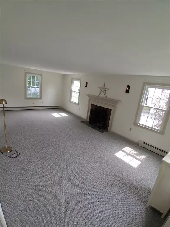 Marlborough, MA 01752,11 Fuller Dr