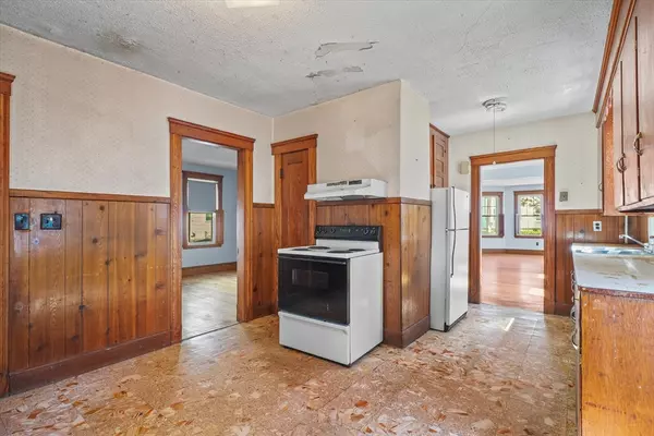 Lynn, MA 01904,246 Euclid Ave