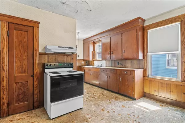 Lynn, MA 01904,246 Euclid Ave