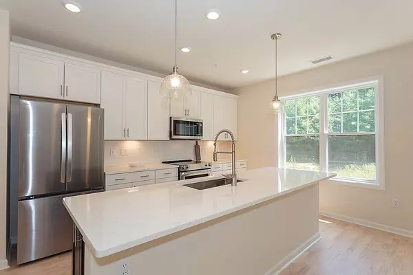 North Reading, MA 01864,300 Martins Landing #107